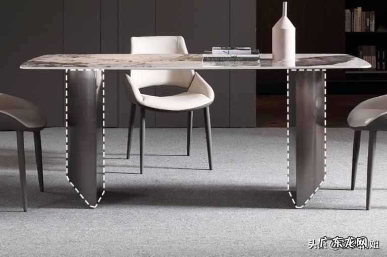 五花八门的岩板餐桌值得买吗？岩板餐桌如何挑选不踩坑？