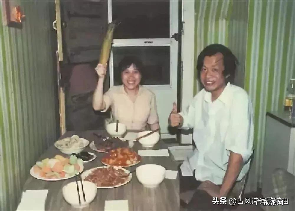 100句经典名言名句 王小波最有名的情话有哪些