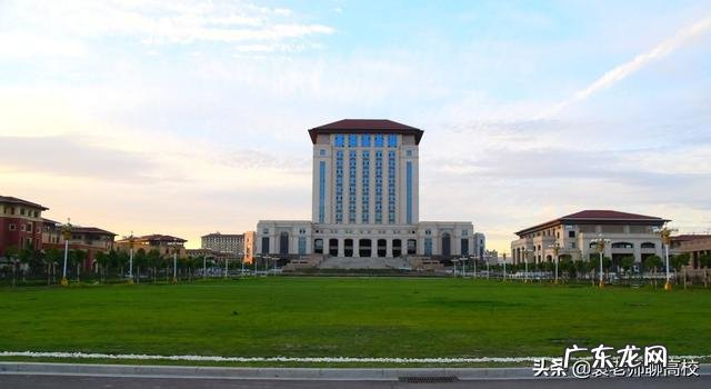 两校分数线对比 昆明理工大学和太原理工大学专业哪个好