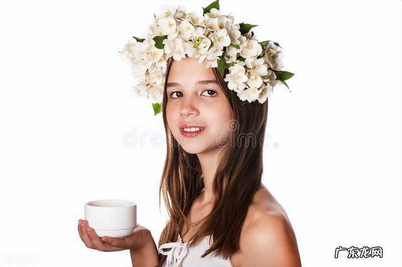 最能代表东方古典神韵 十二首茉莉花的诗词