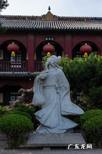 李白至死都是少年 贯穿李白的一生经历的七首诗