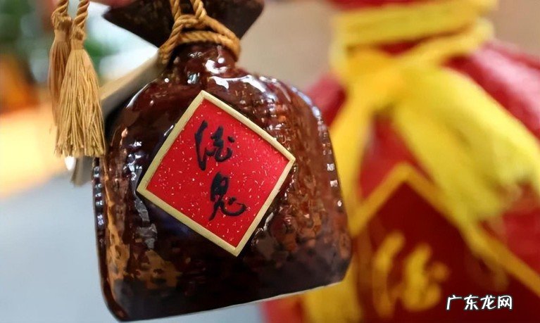 白酒十二种香型的品鉴方法，品鉴一瓶好酒时如何让自己更专业？