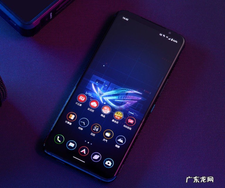 ROG游戏手机6硬件配置详情 ROG游戏手机6性能如何