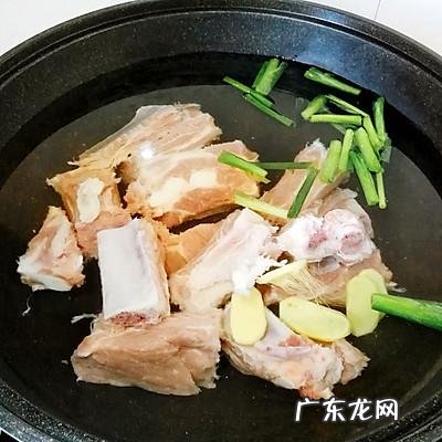 酱排骨怎么做又嫩又烂 酱排骨的做法和配方