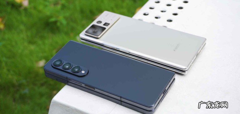 三星zfold4和小米mixfold2哪个好？两款折叠手机配置对比
