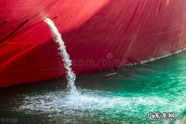 是什么原因导致轮船上的排泄物要排到海里呢?