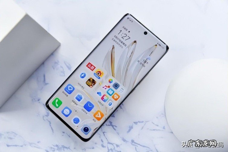 荣耀70pro参数配置评测，荣耀70Pro值得入手吗？