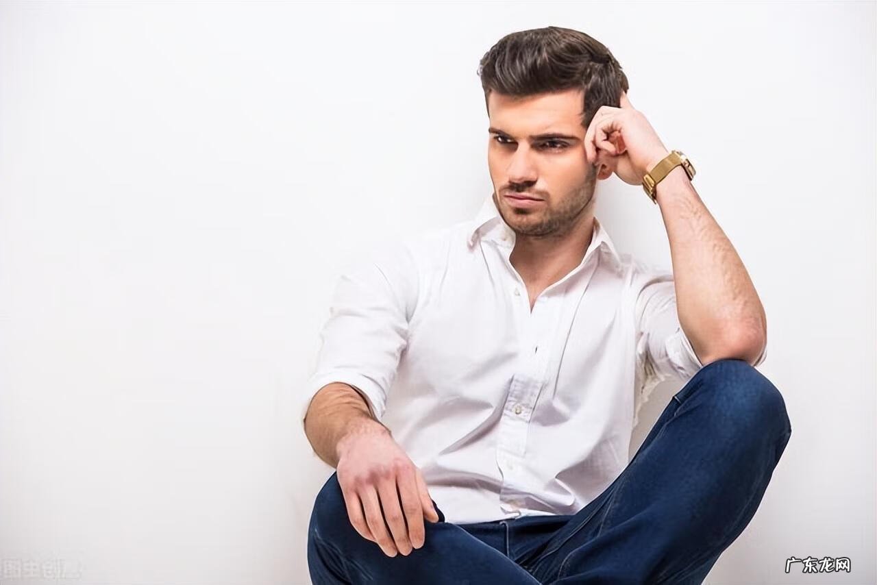 吃一粒伟哥能硬起多久 伟哥吃了性生活一次能坚持多久多