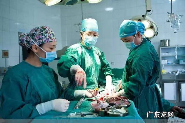 剖腹产全过程图解 剖腹产全过程的图片