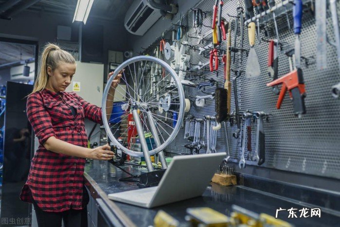 工龄的计算方式 工龄是从什么时候开始计算的