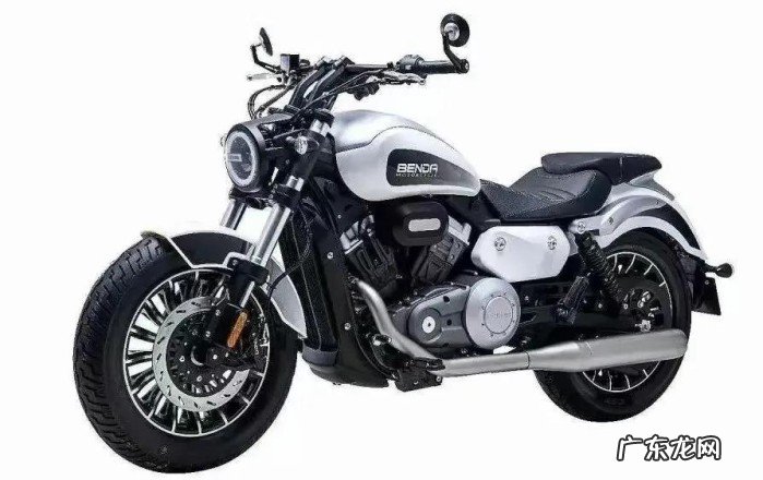 力帆V16,豪爵TR300和灰石300哪款更好?三款车型各自特点分析