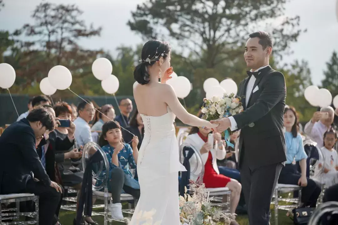 婚礼证婚人致辞12篇 婚礼上证婚人发言稿