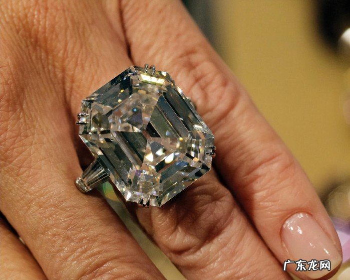 世界十大钻戒排名一览 世界上最贵的钻石戒指多少钱