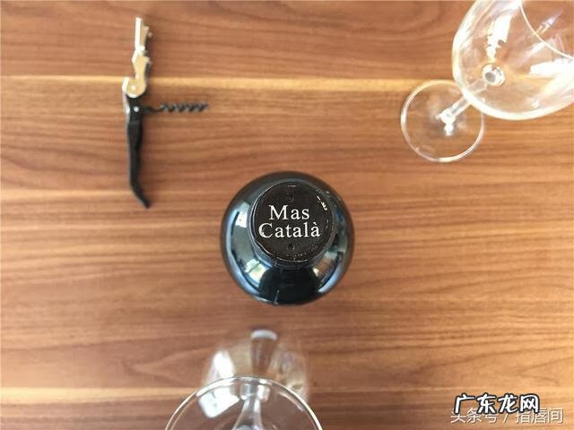 公鸡风水有什么讲究 公鸡图案的红酒