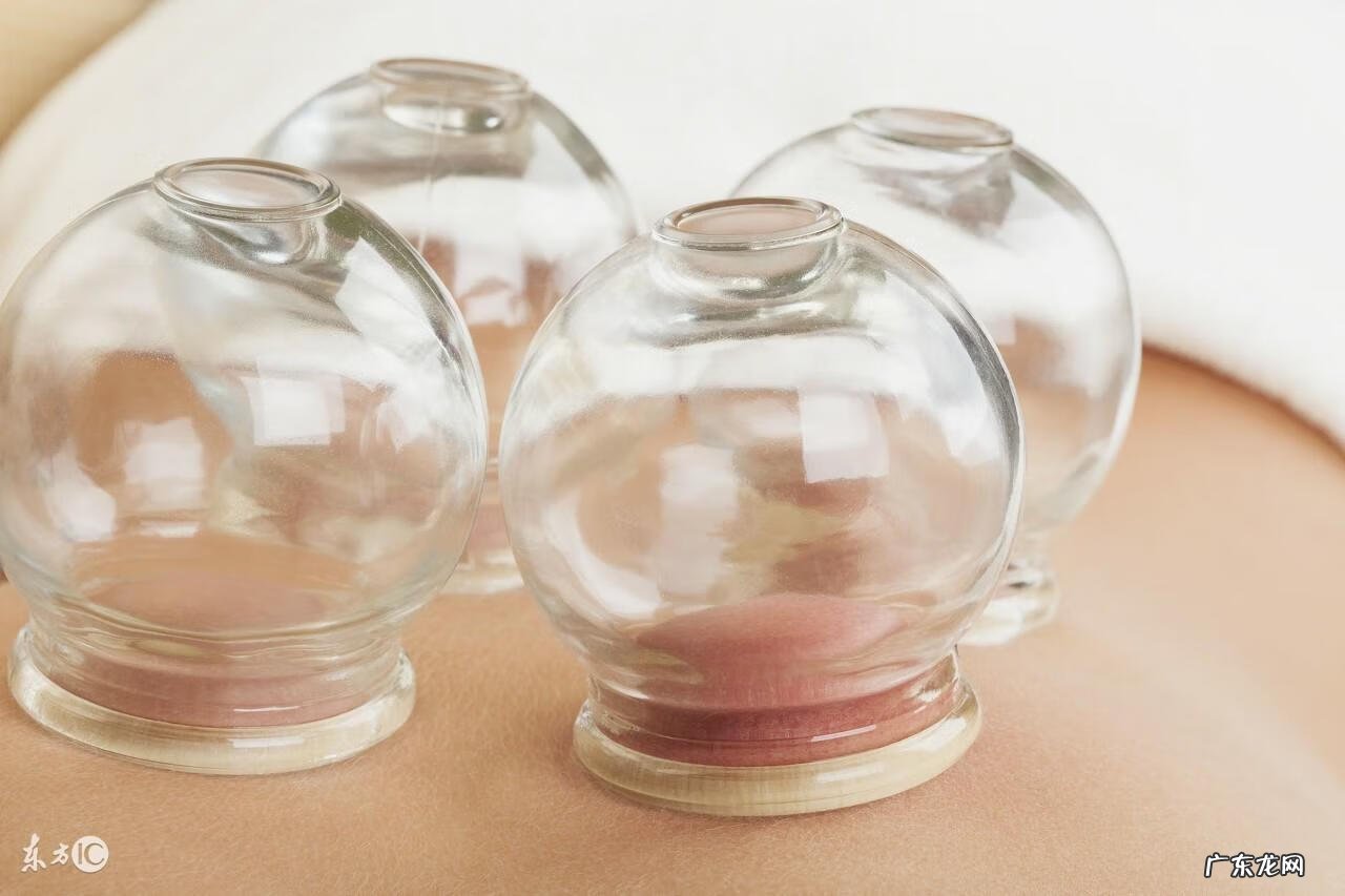 湿气太重拔罐有用吗 拔罐的好处与功效与坏处