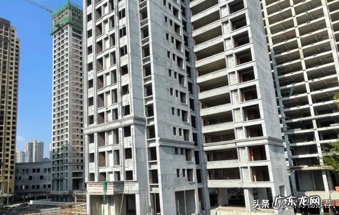 什么是烂尾楼？为什么烂尾楼都是封顶了才烂尾？