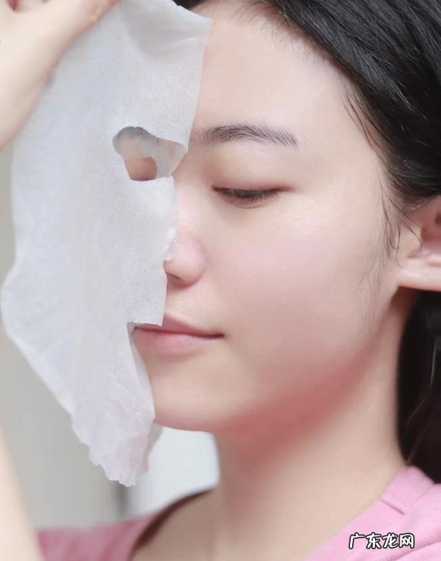敷面膜的五个大误区及注意事项 女生脸部去完角质可以敷面膜吗