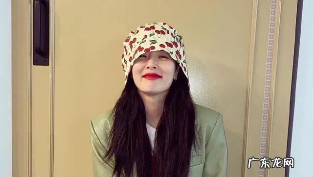 英伦帽的搭配图片 ins英伦风水桶帽