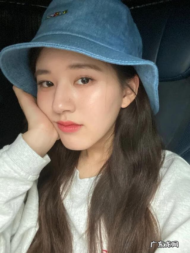 英伦帽的搭配图片 ins英伦风水桶帽