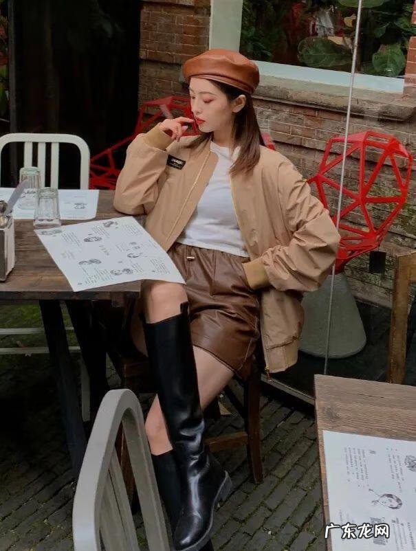 英伦帽的搭配图片 ins英伦风水桶帽