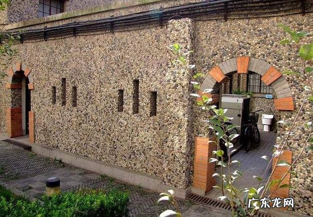 八块鹅卵石的风水作用 黑色鹅卵石的风水用途