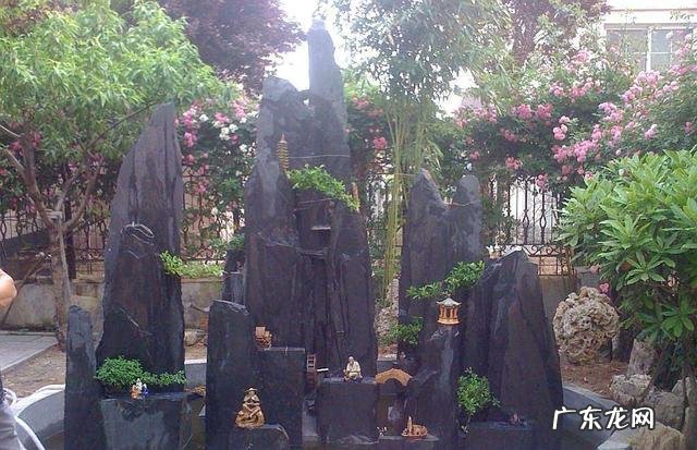 八块鹅卵石的风水作用 黑色鹅卵石的风水用途