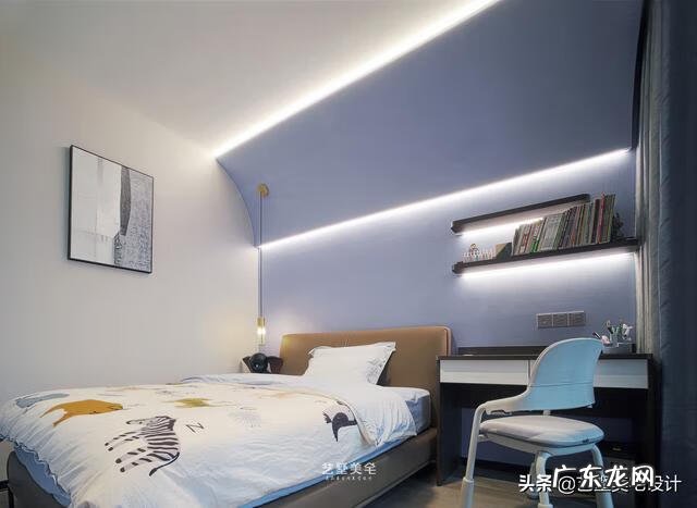 客厅西墙挂什么最好风水 西墙风水挂件图片