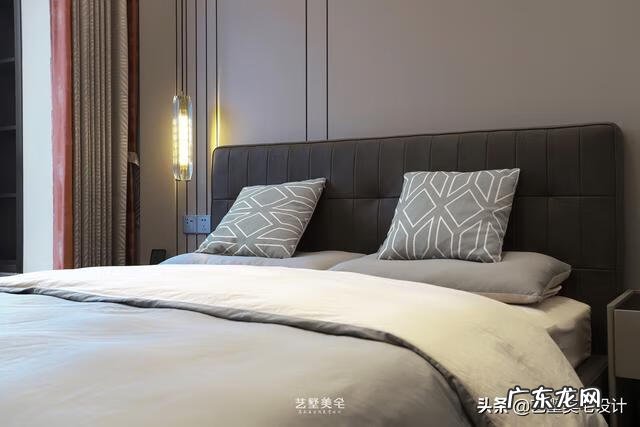 客厅西墙挂什么最好风水 西墙风水挂件图片