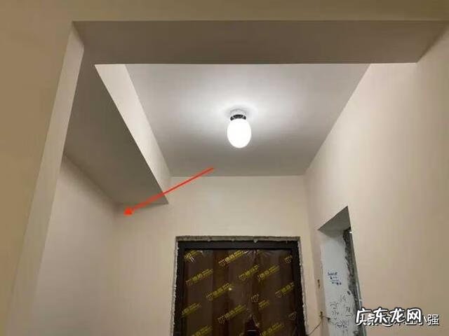 进门玄关柜 说说进门玄关柜上摆什么对风水好