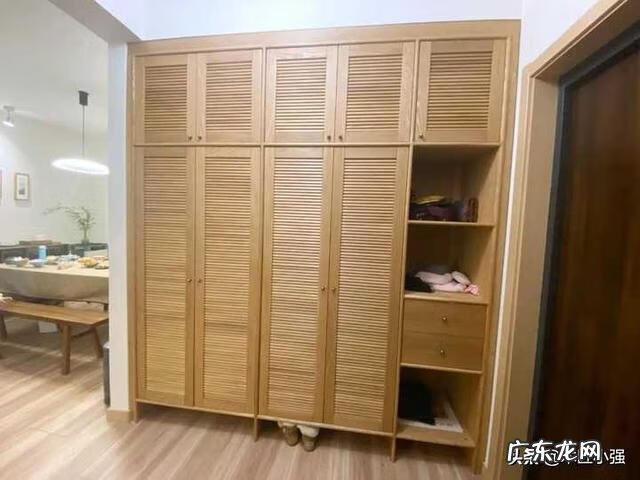 进门玄关柜 说说进门玄关柜上摆什么对风水好