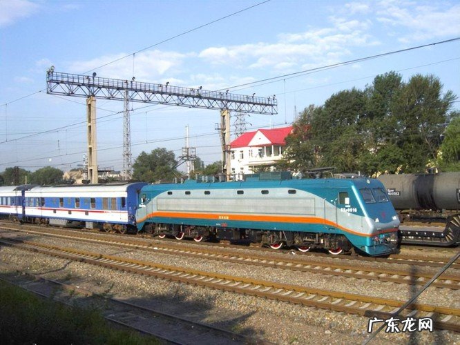 中国铁路机车发展史,回顾中国铁路机车是如何一步一步发展起来的