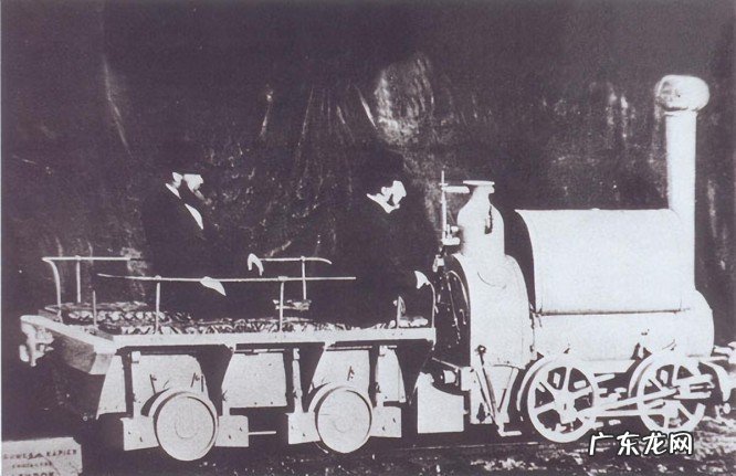 中国铁路机车发展史，回顾中国铁路机车是如何一步一步发展起来的