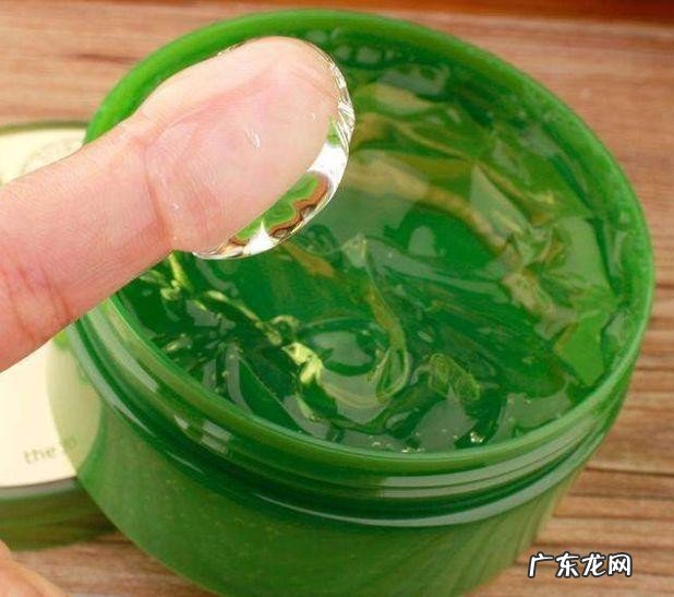使用芦荟胶的三个注意事项 护肤芦荟胶晚上可以涂着睡觉吗