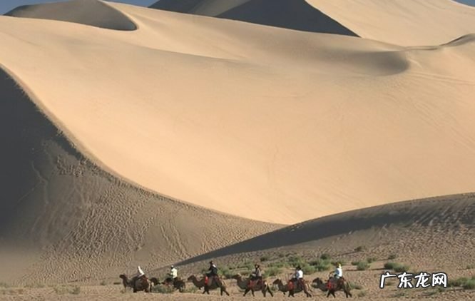 岑参最经典的8首诗品读 诗人岑参最著名的诗有哪些