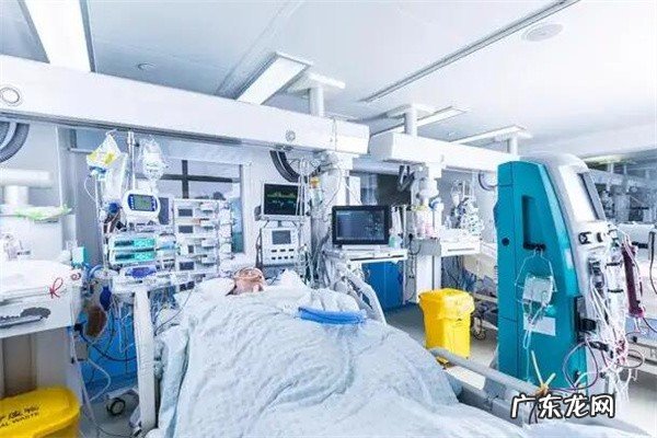 住icu病房一天多少钱?各地区收费标准不同2000到20000元不等