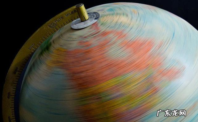 地球自转一周的时间是多少,是什么影响着地球自转呢?