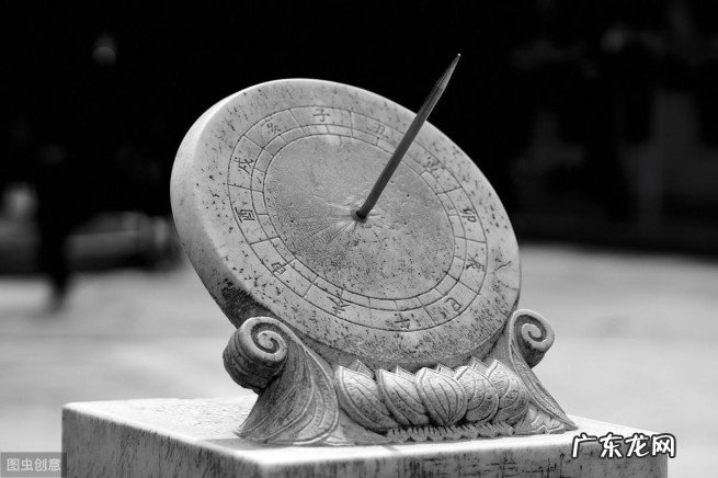 盘点古代和现代关于时间不同的说法 古代午夜是几点到几点钟