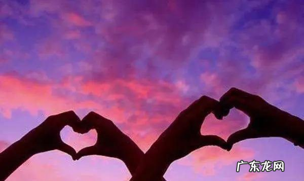 中年男人对你有感觉的3个体现 中年男人喜欢女人眼神表现是什么