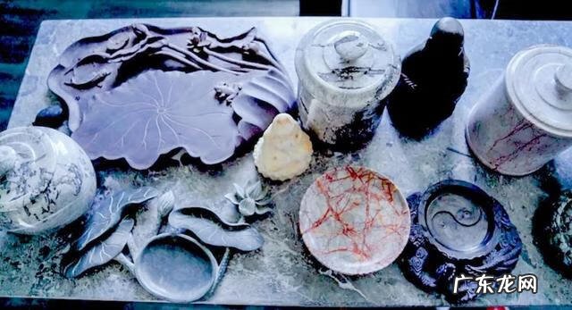 摆件石头放在什么位置好 3个山头的石头风水摆件图片