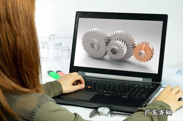 笔记本噪音大3个解决小妙招 工作的笔记本电脑发出很大的嗡嗡声怎么办