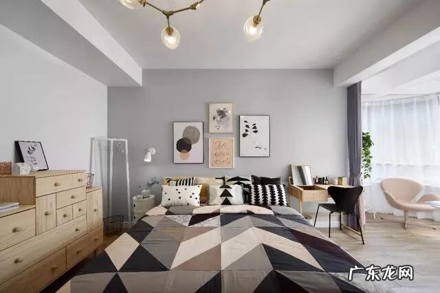 床头靠窗口在风水上的说法 床头靠窗好不好风水