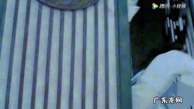 盘点那些哭笑不得的穿帮镜头 影视剧中穿帮镜头图片大全