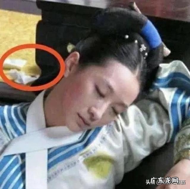 盘点那些哭笑不得的穿帮镜头 影视剧中穿帮镜头图片大全