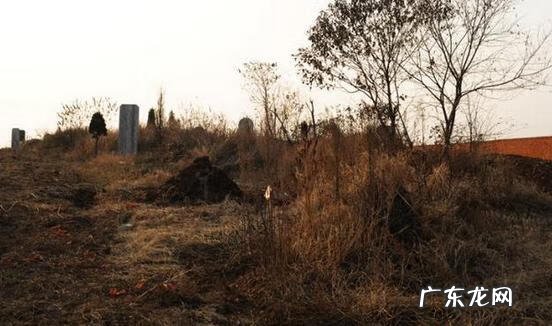 选坟墓怎么看风水 怎么样选择坟山风水好