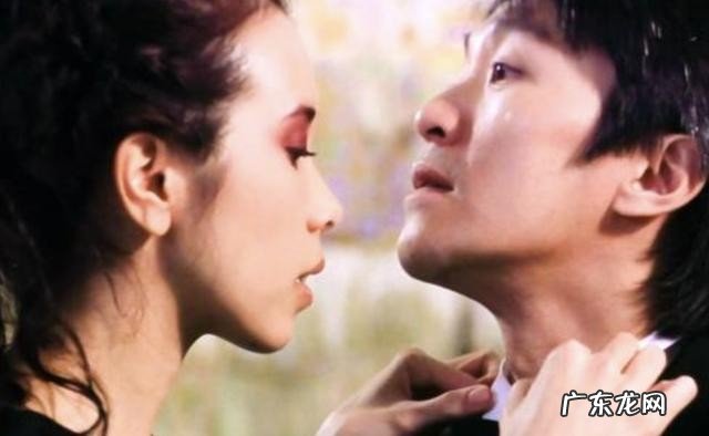 揭秘周星驰与朱茵的爱恨情仇 演员朱茵和周星驰的感情史