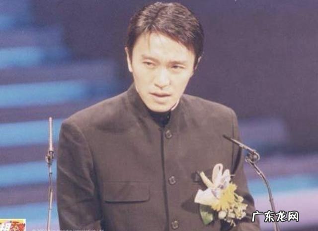 揭秘周星驰与朱茵的爱恨情仇 演员朱茵和周星驰的感情史