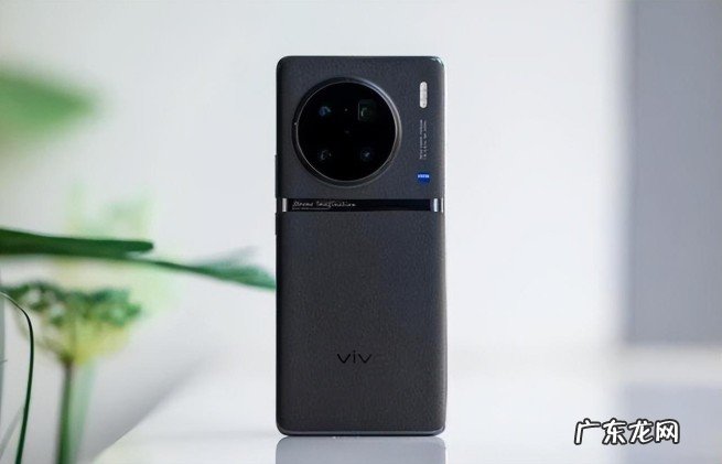 vivo X90 Pro+和小米12S Ultra哪个更值得入手？两款手机全面对比