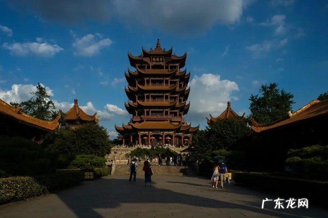 黄鹤楼旧址在武汉蛇山的黄鹄矶头 我国的黄鹤楼在武汉的哪个位置