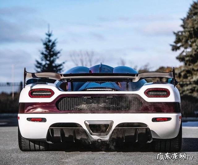 带你领略世界上最快的超跑前三名 目前世界最快的跑车排名