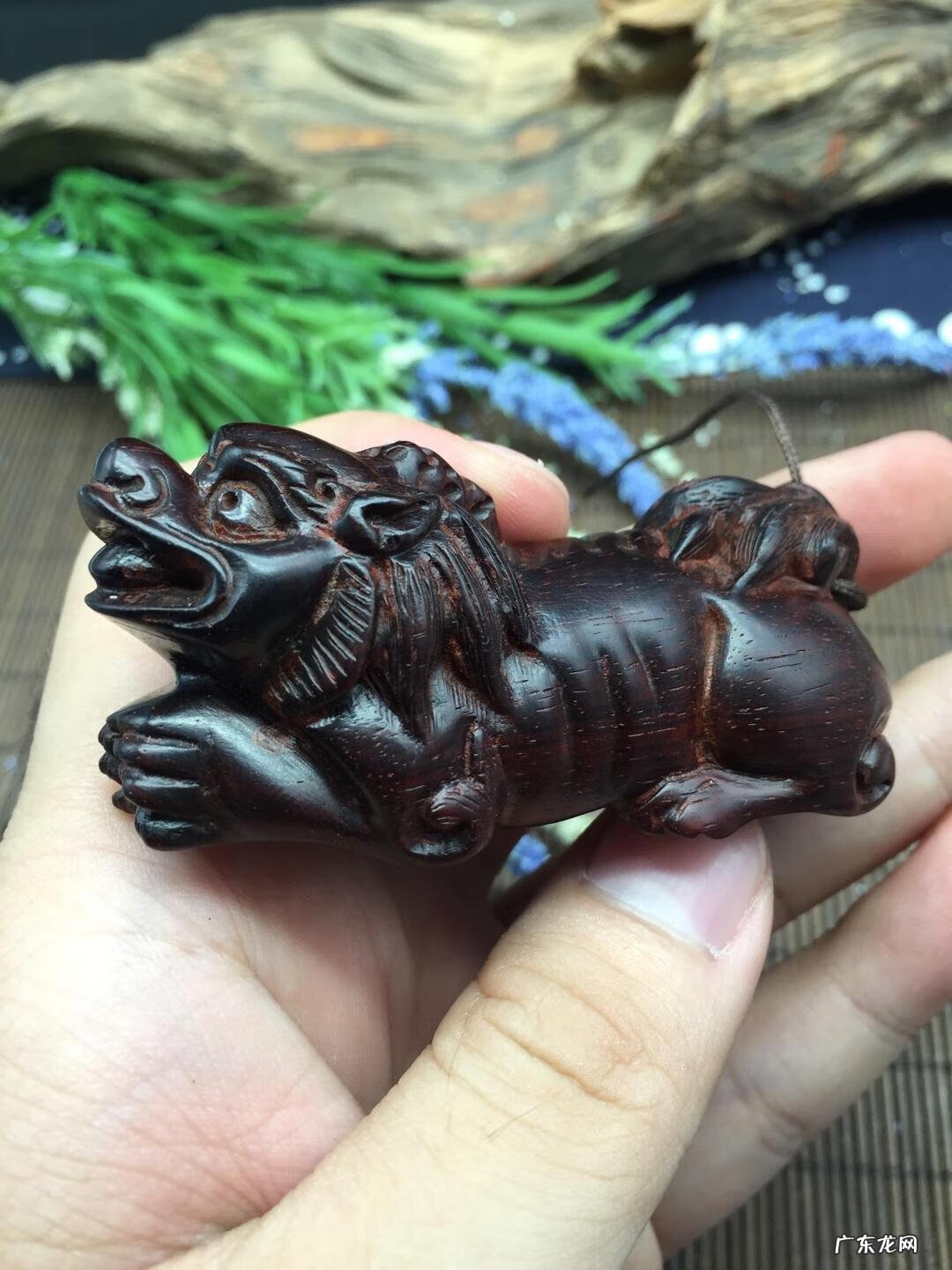 木质的麒麟有什么讲究 风水木质麒麟图片